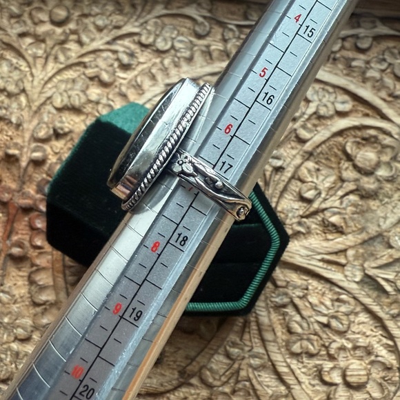 Tigers Eye ring size 7 - Picture 3 of 3